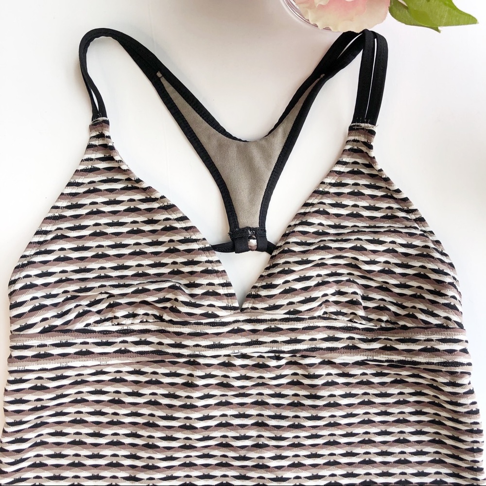 Athleta▫️ black, brown and white tankini top